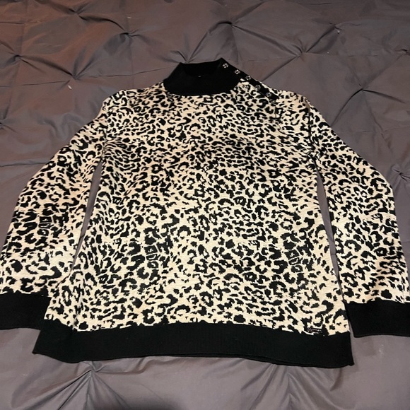 Calvin Klein leopard print sweater size Small, New. - Picture 1 of 4